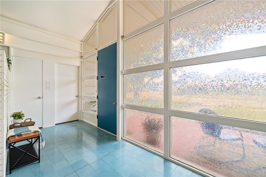 353 Bermuda Pl Property Photo 5