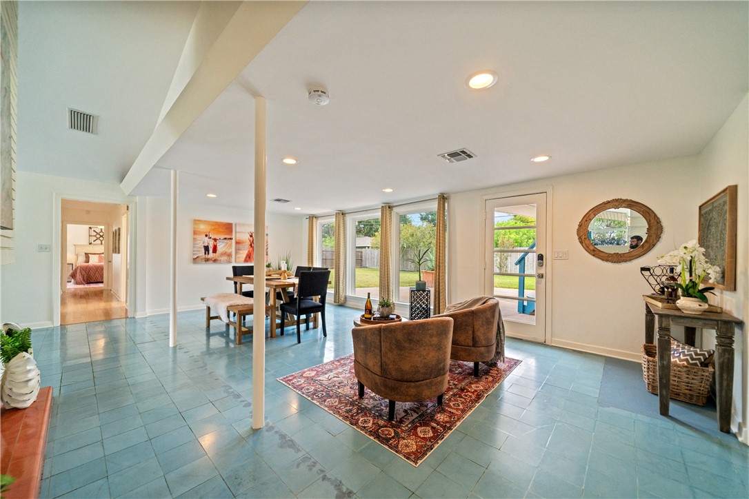 353 Bermuda Pl Property Photo 17