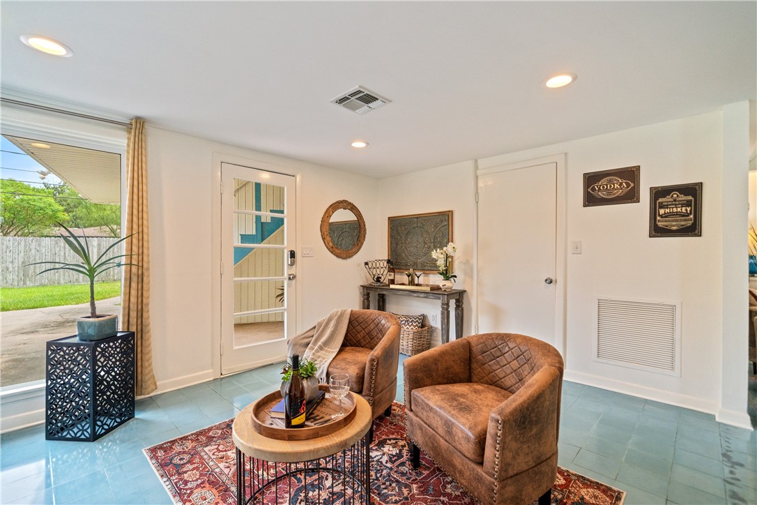 353 Bermuda Pl Property Photo 18