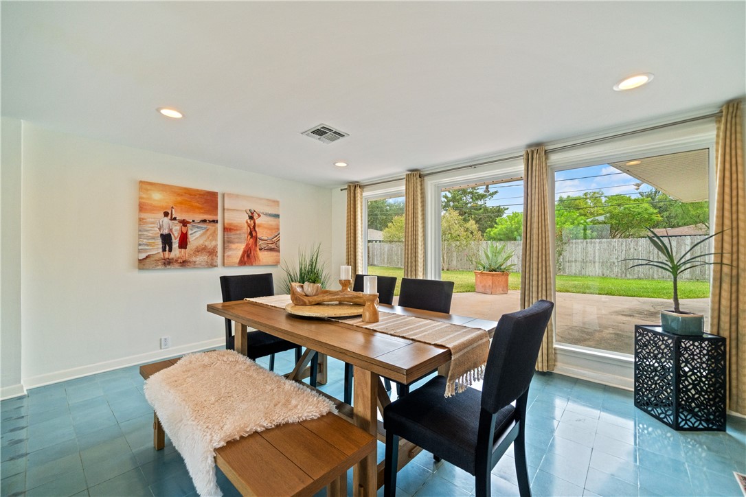 353 Bermuda Pl Property Photo 19