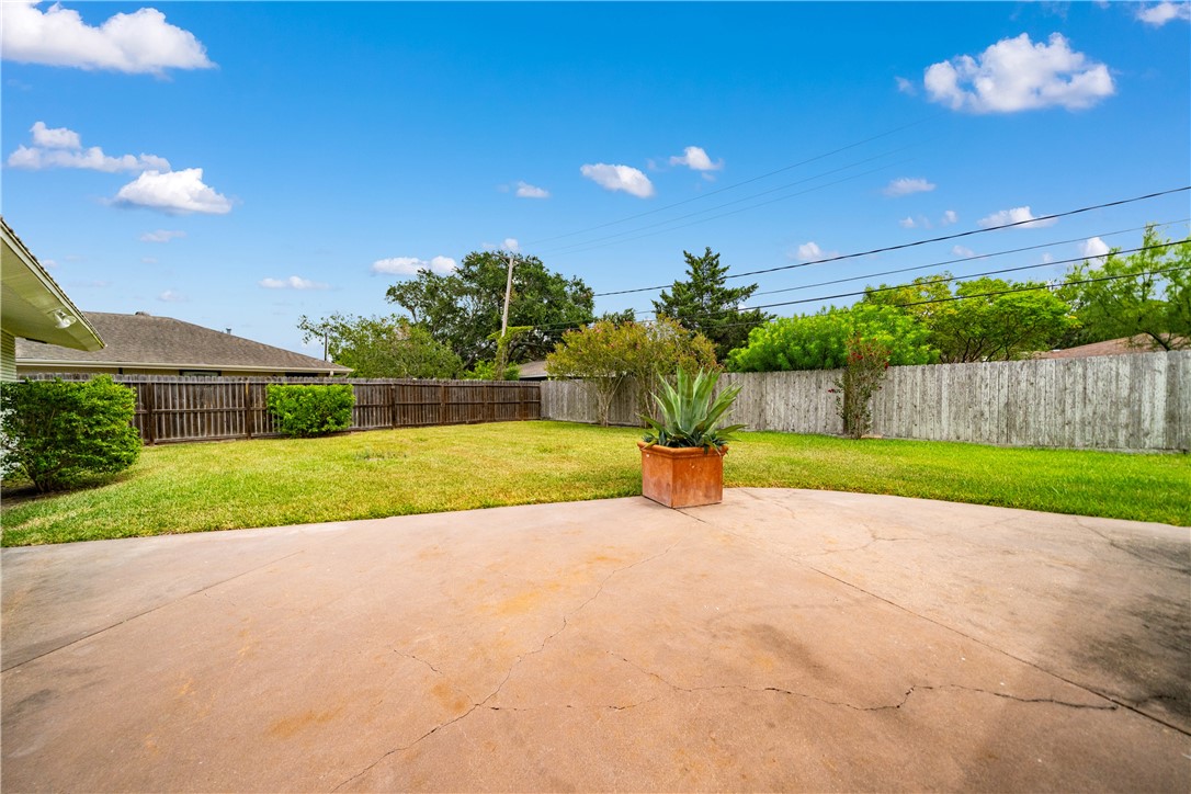 353 Bermuda Pl Property Photo 38