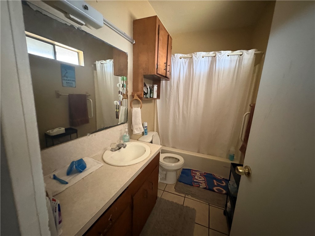 630 Scotland Dr Property Photo 7