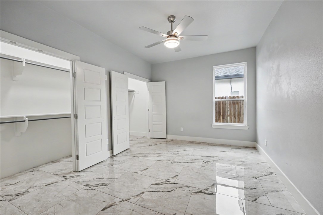 2610 Lady Andrea Dr Property Photo 17