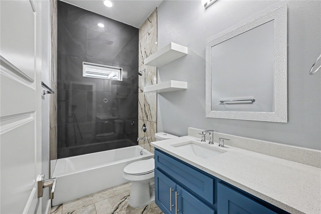 2610 Lady Andrea Dr Property Photo 25