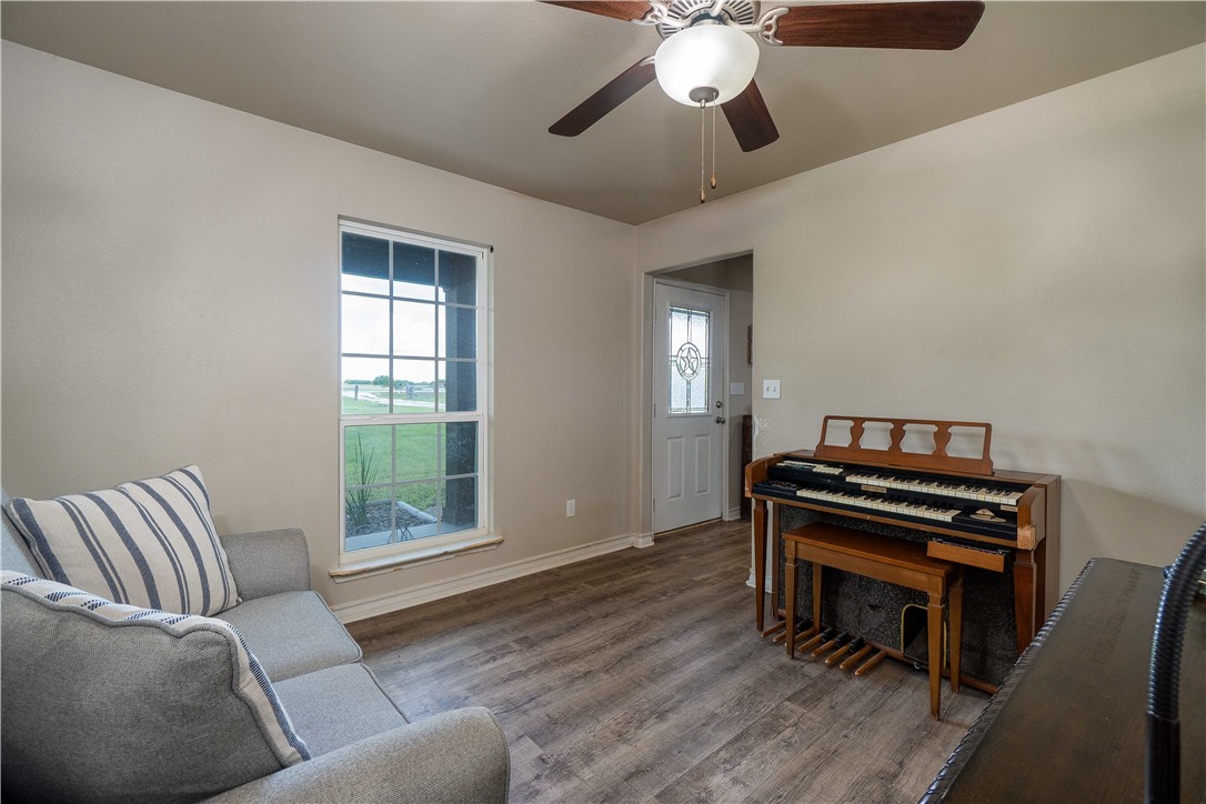 11766 Fm 70 Property Photo 22