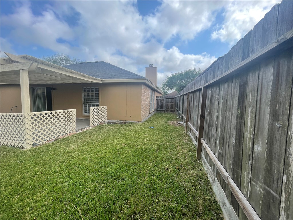 5217 Tartan Dr Property Photo 3