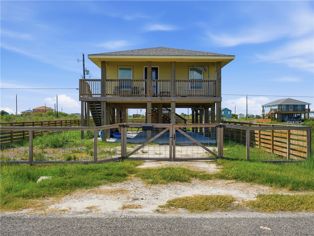 377 W Misty Oak Property Photo 1