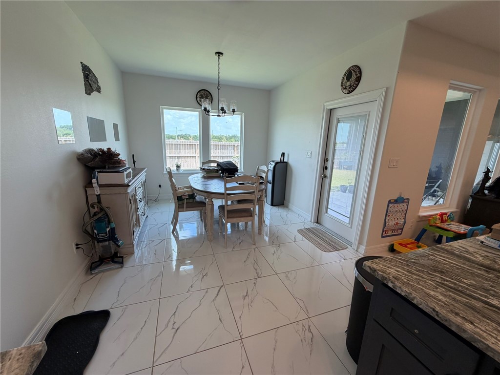 7830 Leylah Dr Property Photo 8