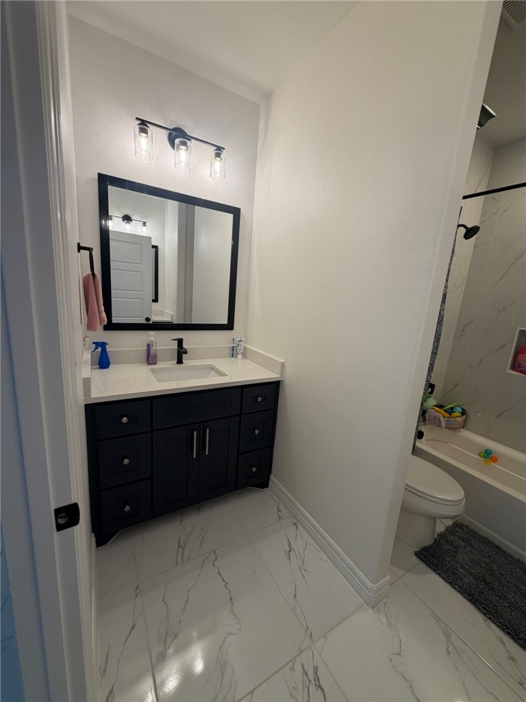 7830 Leylah Dr Property Photo 16