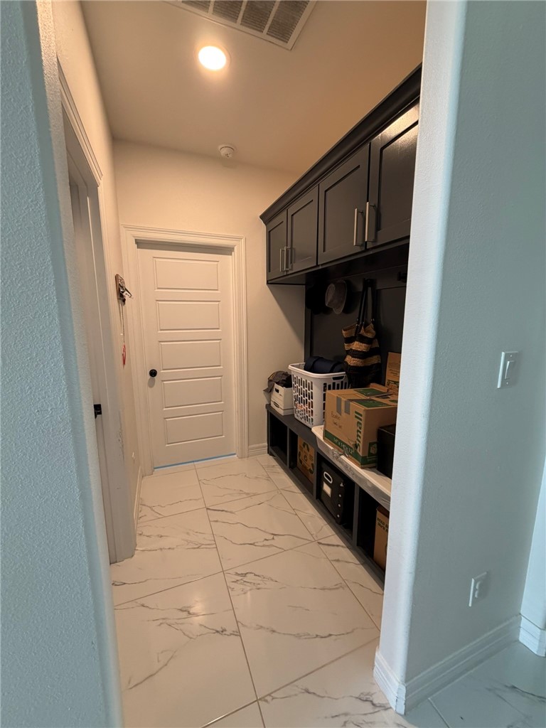 7830 Leylah Dr Property Photo 19