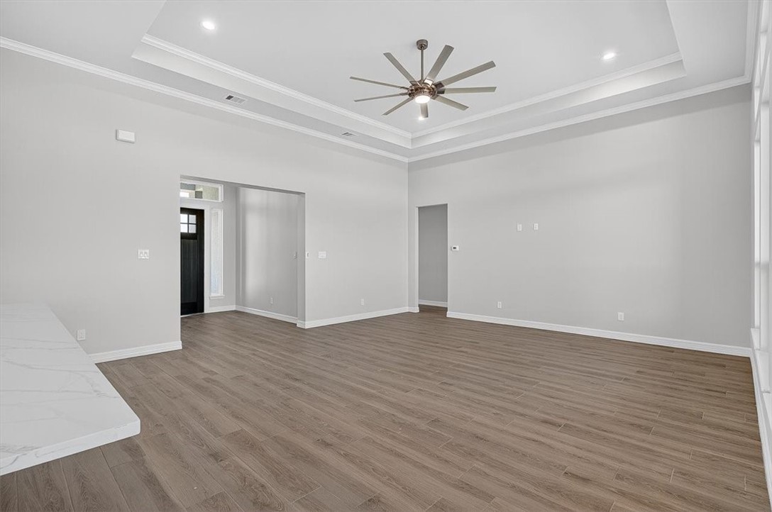 2110 Sera Property Photo 9