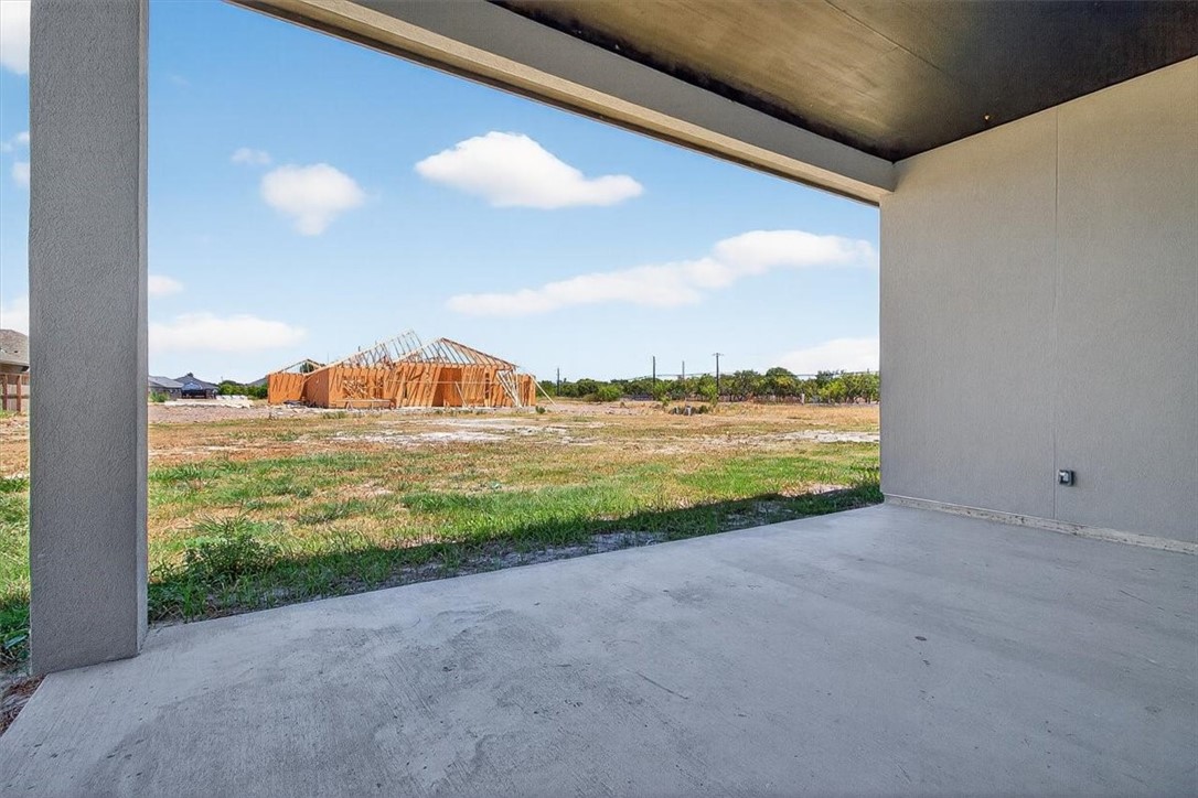 2110 Sera Property Photo 22