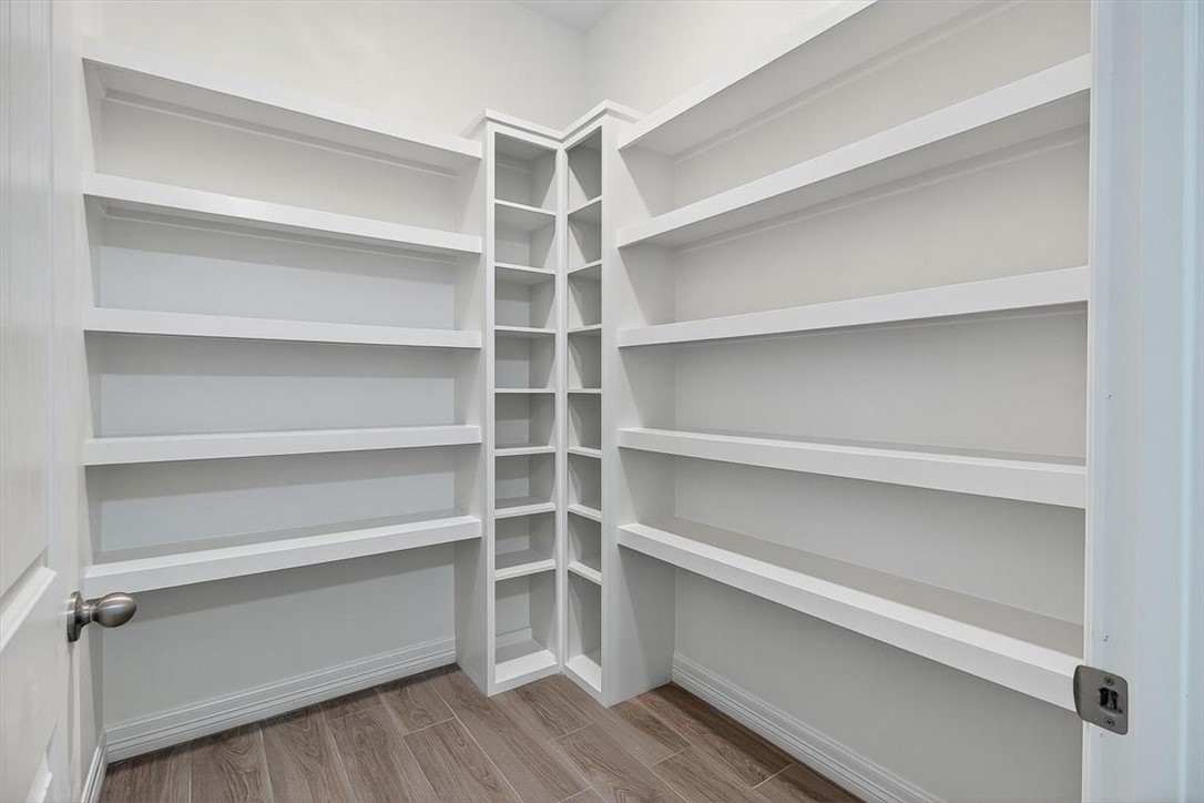 2110 Sera Property Photo 26