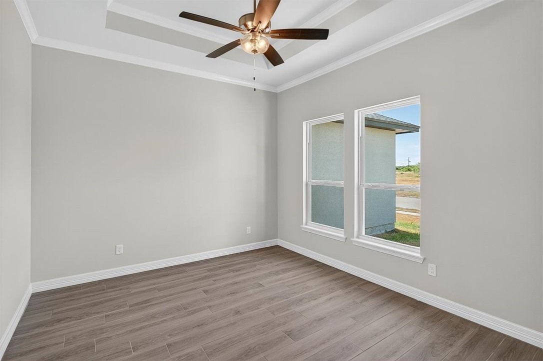 2110 Sera Property Photo 29