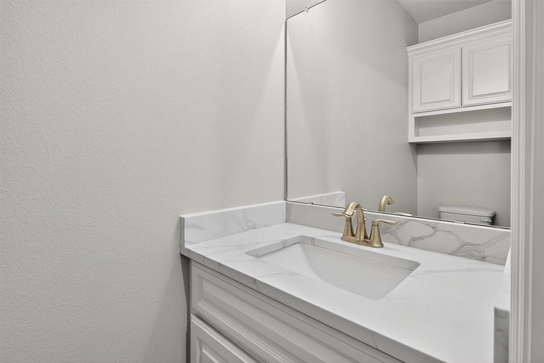 2110 Sera Property Photo 32