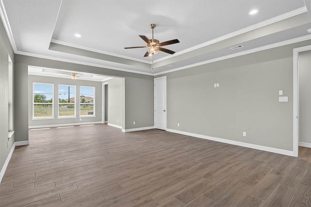 2110 Sera Property Photo 34