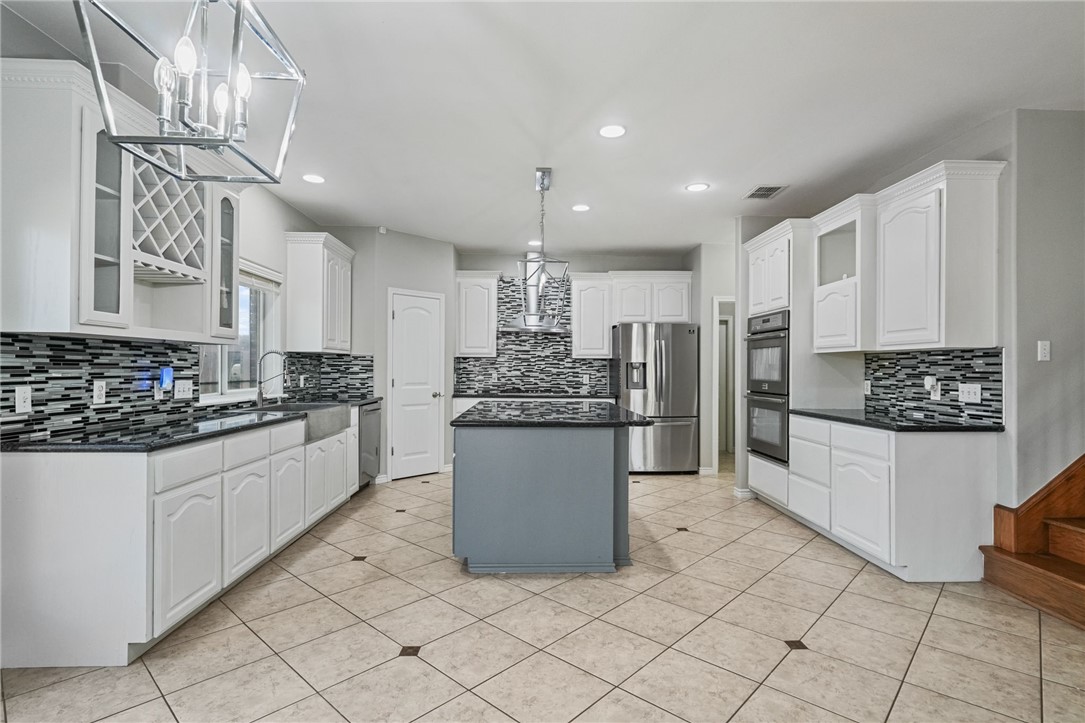 4525 Barnard Dr Property Photo 13