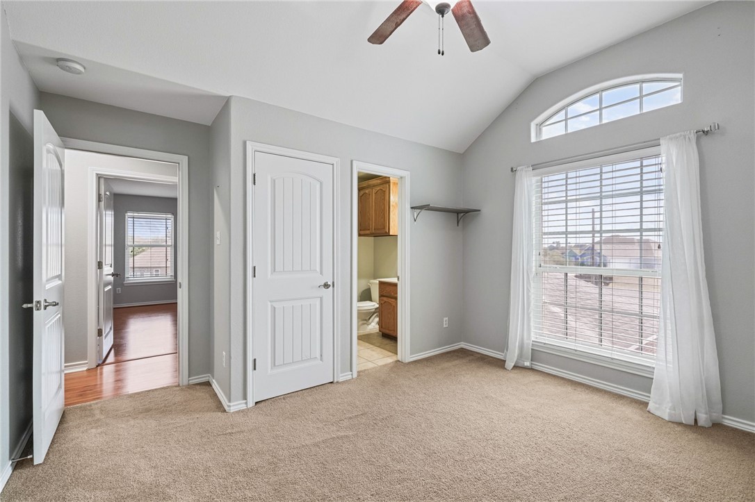 4525 Barnard Dr Property Photo 29