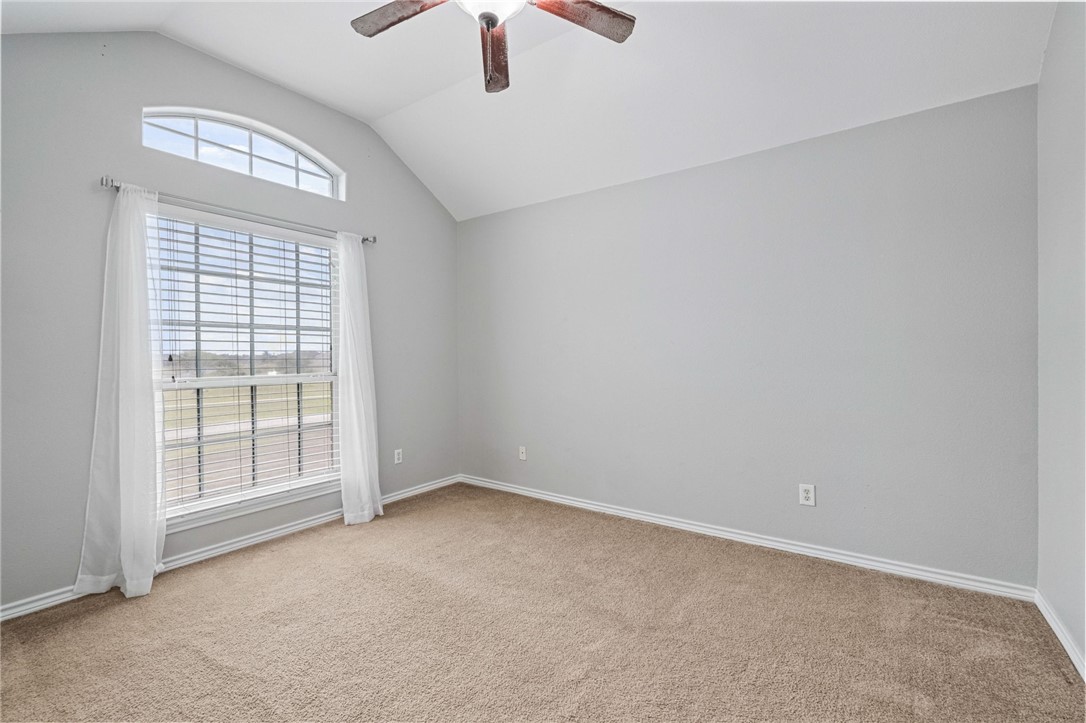 4525 Barnard Dr Property Photo 30