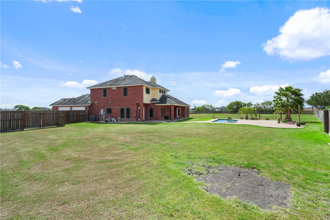4525 Barnard Dr Property Photo 40
