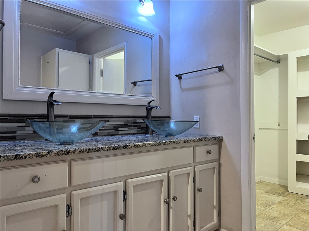 501 Dolphin Pl Property Photo 26