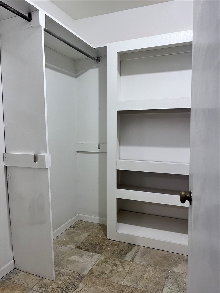 501 Dolphin Pl Property Photo 27