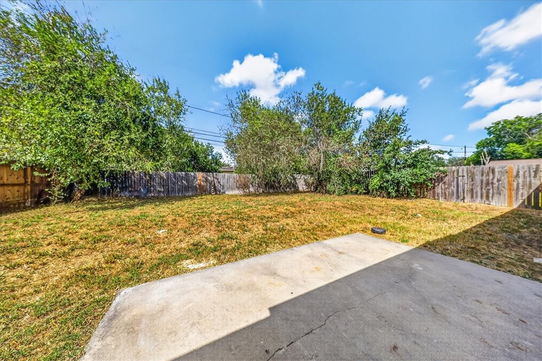 1626 Bois D Arc Pl Property Photo 8