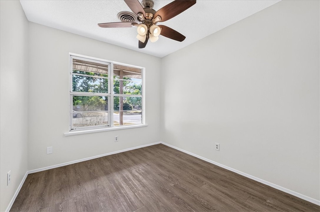1626 Bois D Arc Pl Property Photo 23