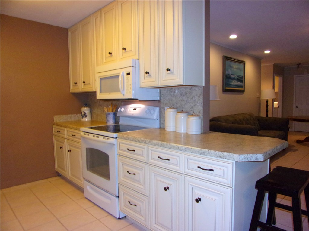14109 Whitecap Blvd Property Photo 11