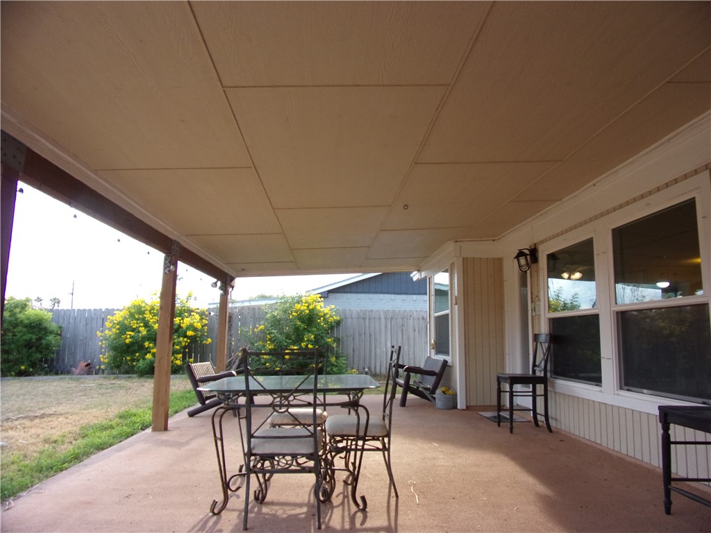 14109 Whitecap Blvd Property Photo 18