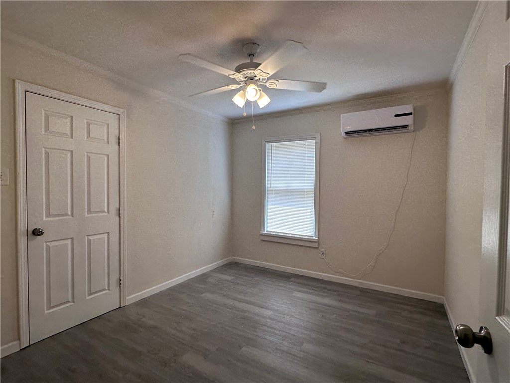 501 Villa Dr Property Photo 8