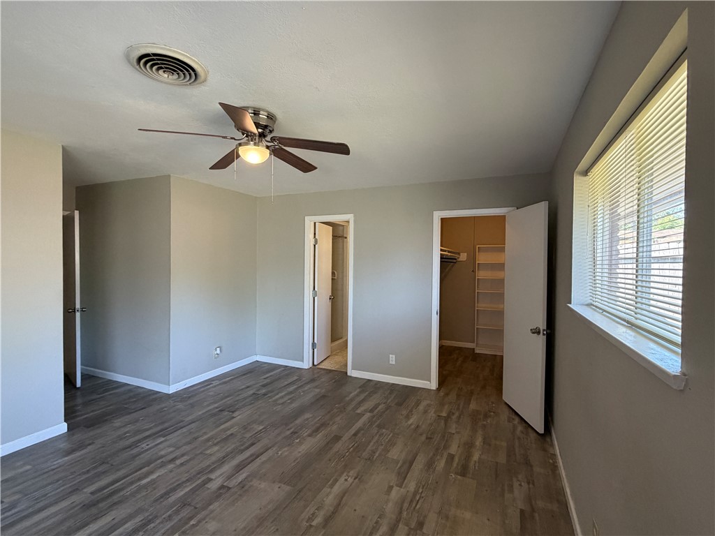 749 Burkshire Dr Property Photo 23