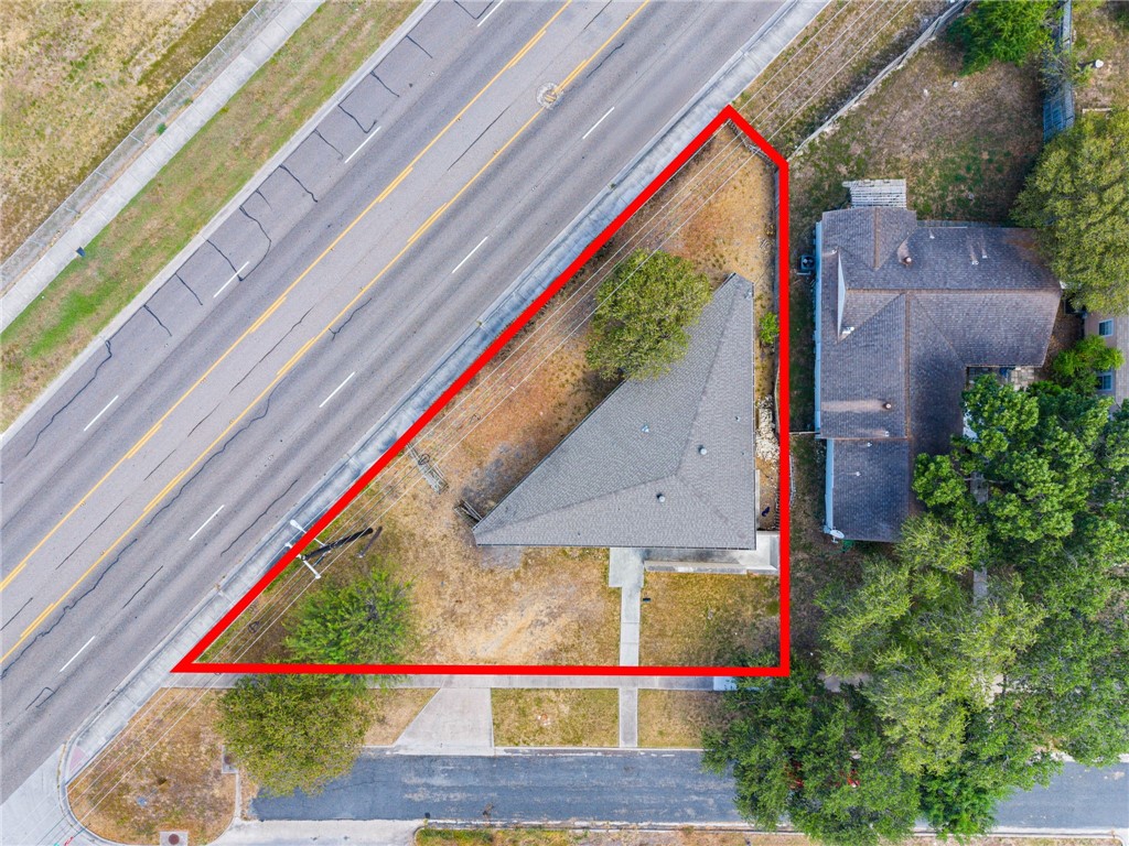 624 Del Mar Blvd Property Photo 2