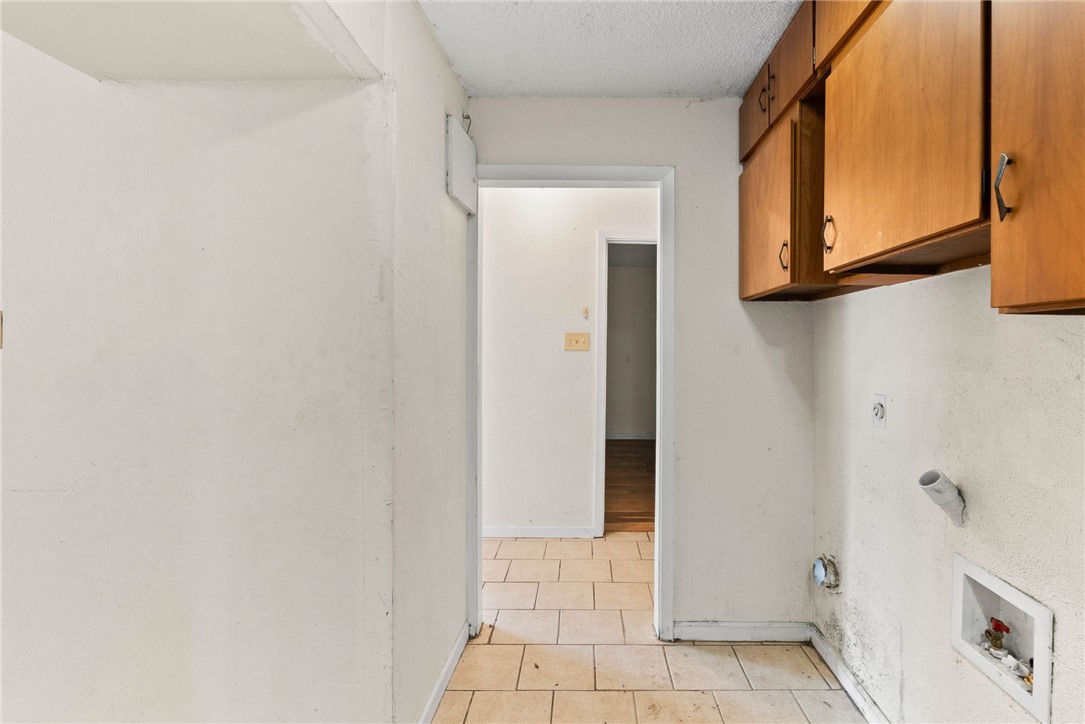 624 Del Mar Blvd Property Photo 8