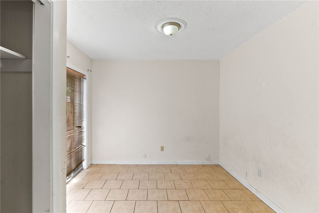 624 Del Mar Blvd Property Photo 10