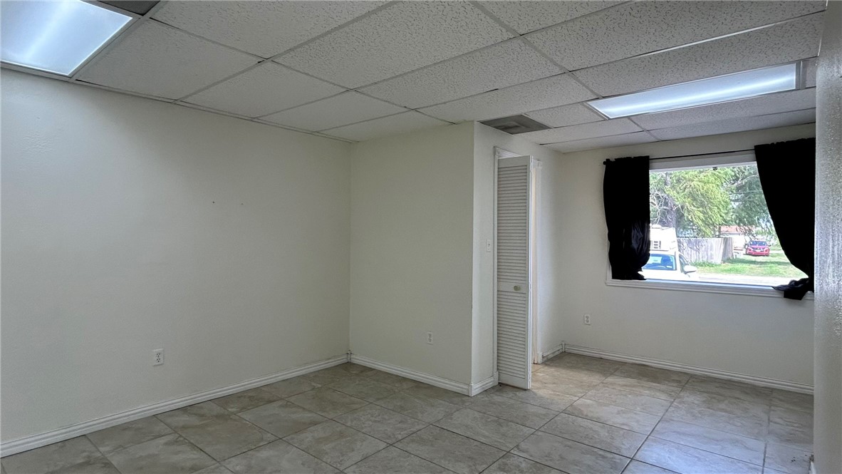 2738 Dallas Ave Property Photo 6