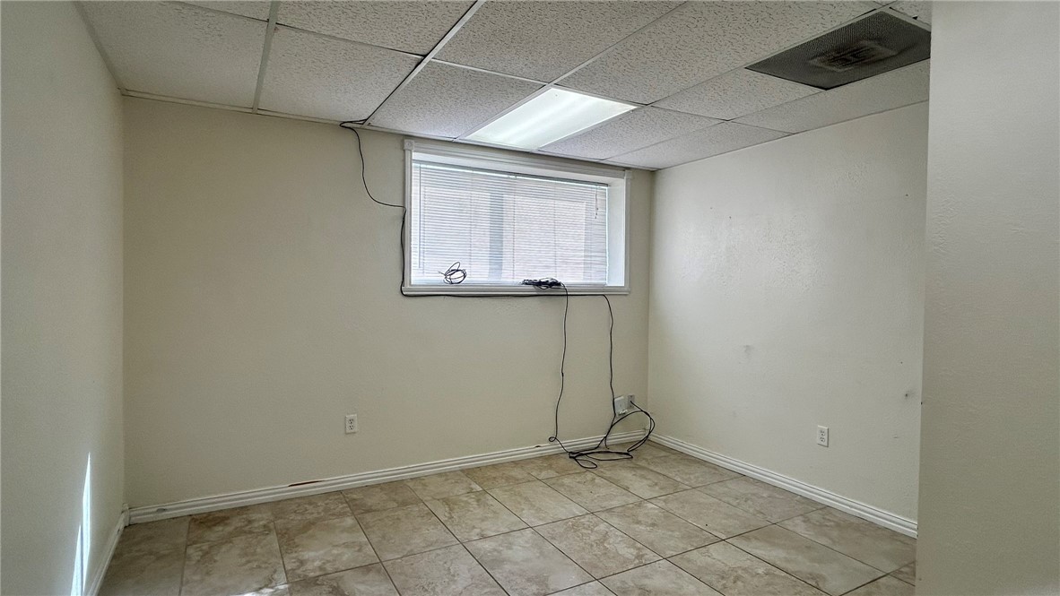 2738 Dallas Ave Property Photo 8