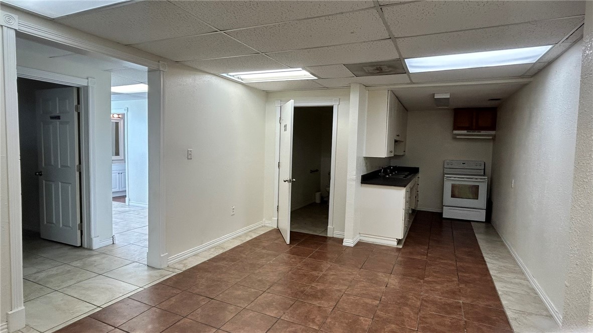 2738 Dallas Ave Property Photo 16