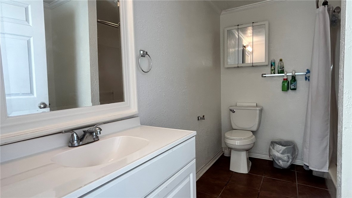 2738 Dallas Ave Property Photo 22
