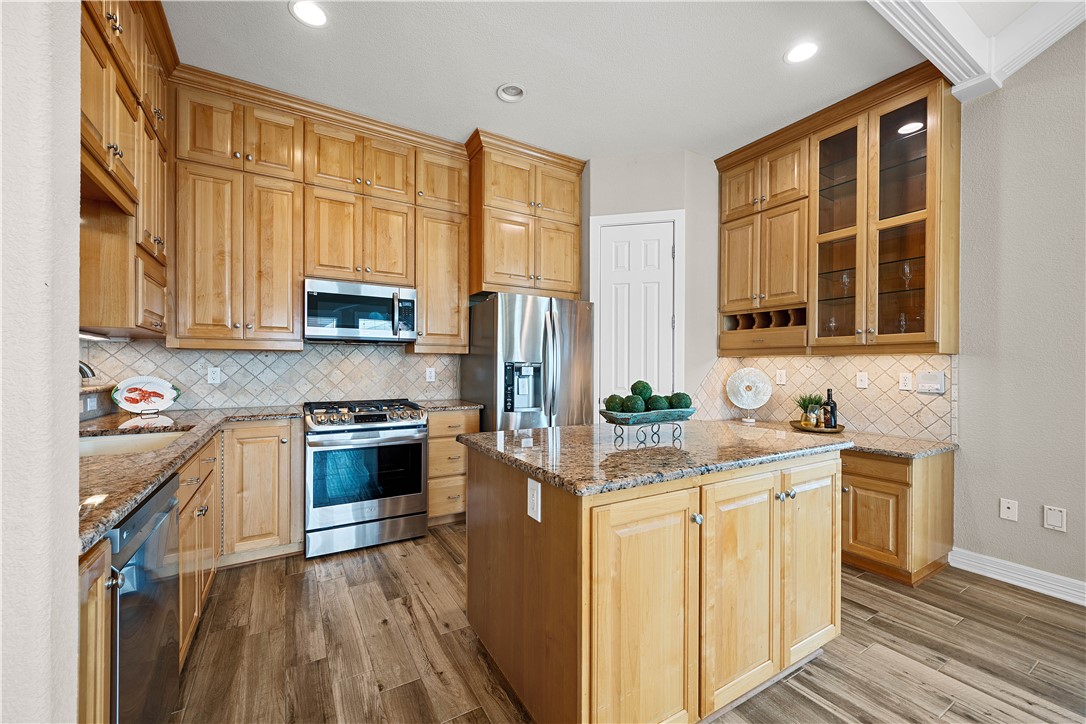 244 Starboard Ave Property Photo 16
