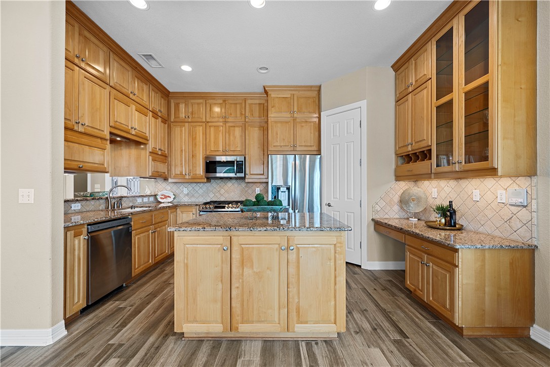 244 Starboard Ave Property Photo 17