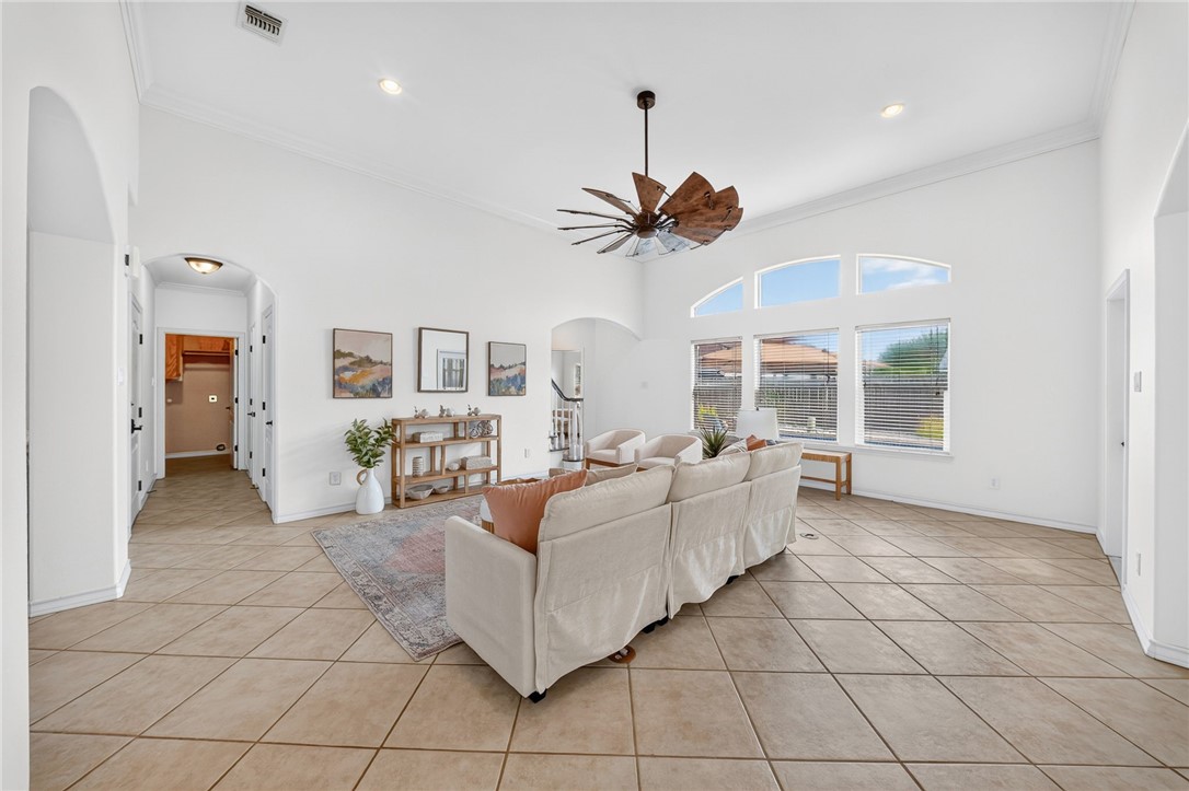 14218 Allamanda Dr Property Photo 10