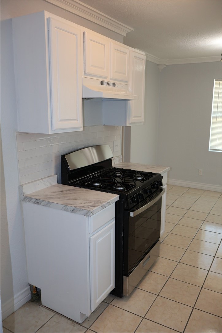 613 Francesca St Property Photo 16