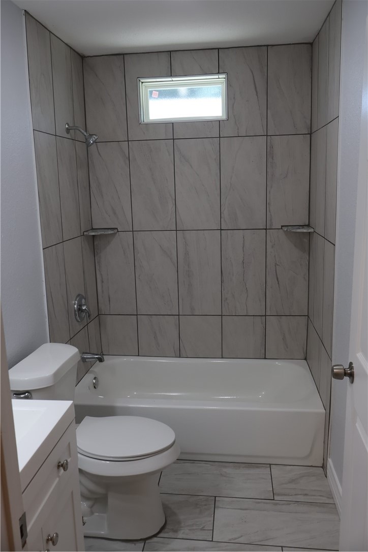 613 Francesca St Property Photo 25