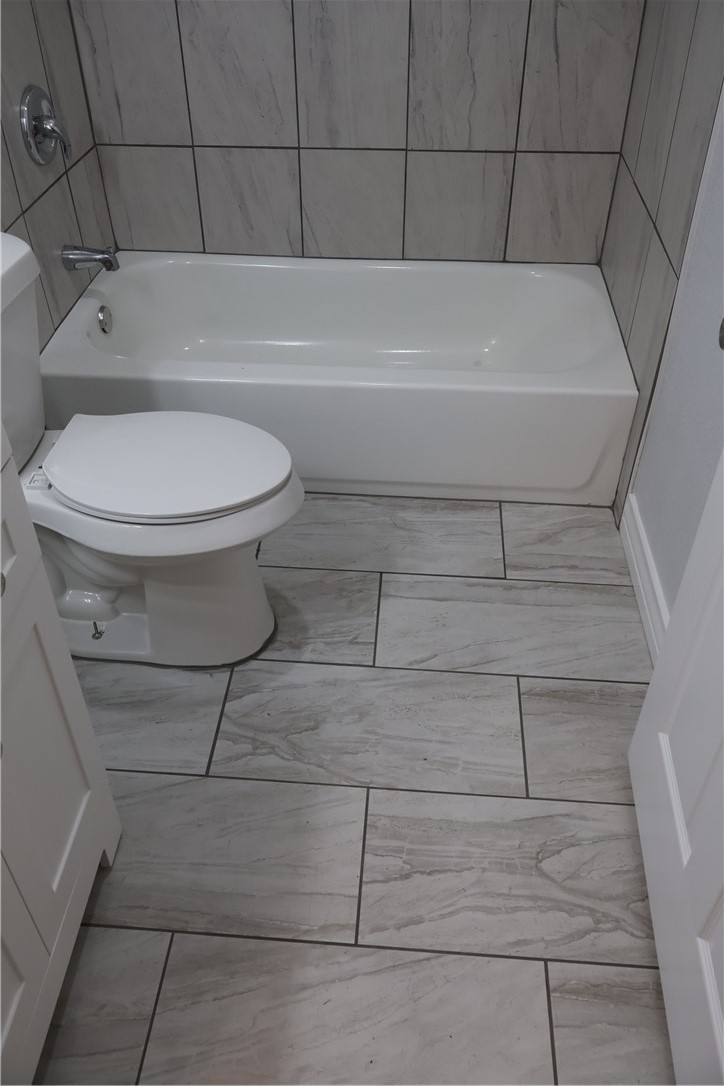 613 Francesca St Property Photo 28