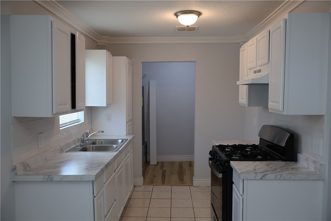 613 Francesca St Property Photo 32