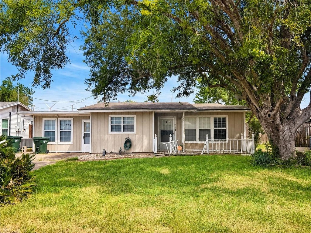 206 Retama Ave Property Photo 1