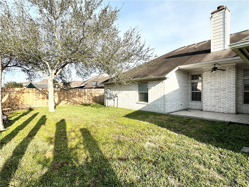 7613 Bayonne Dr Property Photo 13