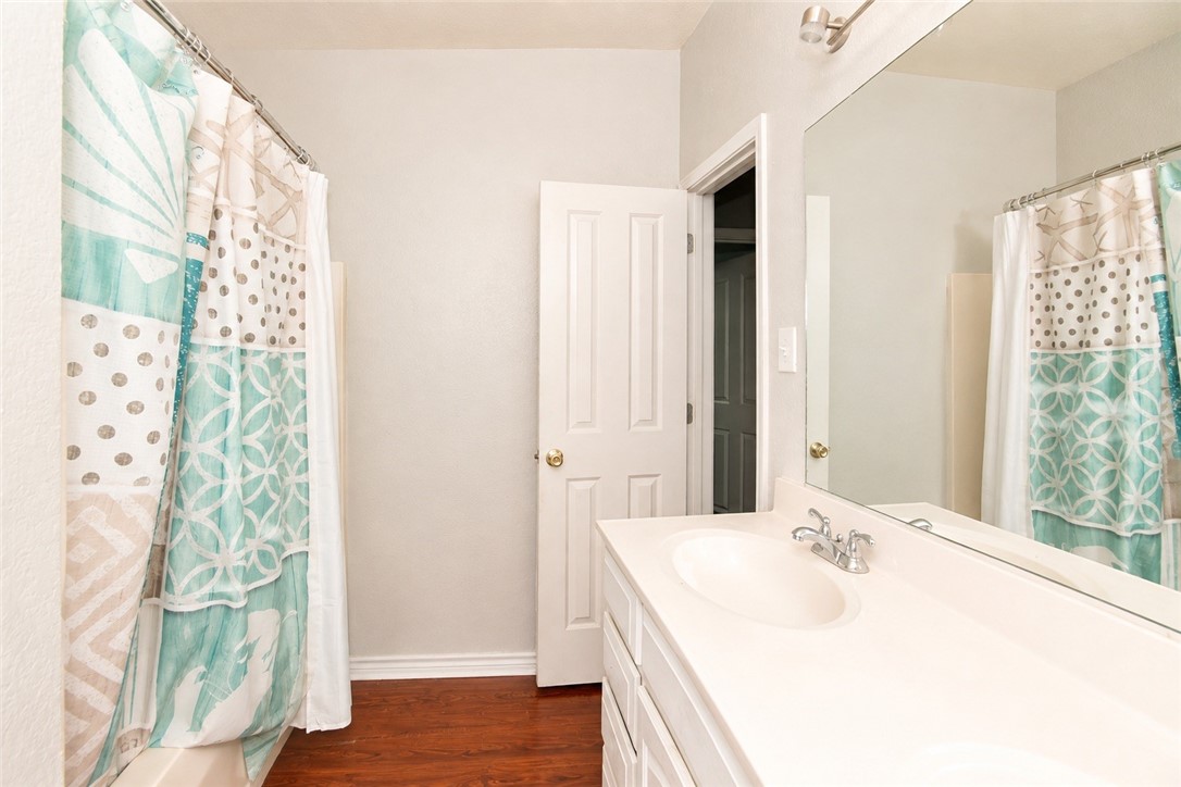 1824 Highway 35 S Property Photo 8