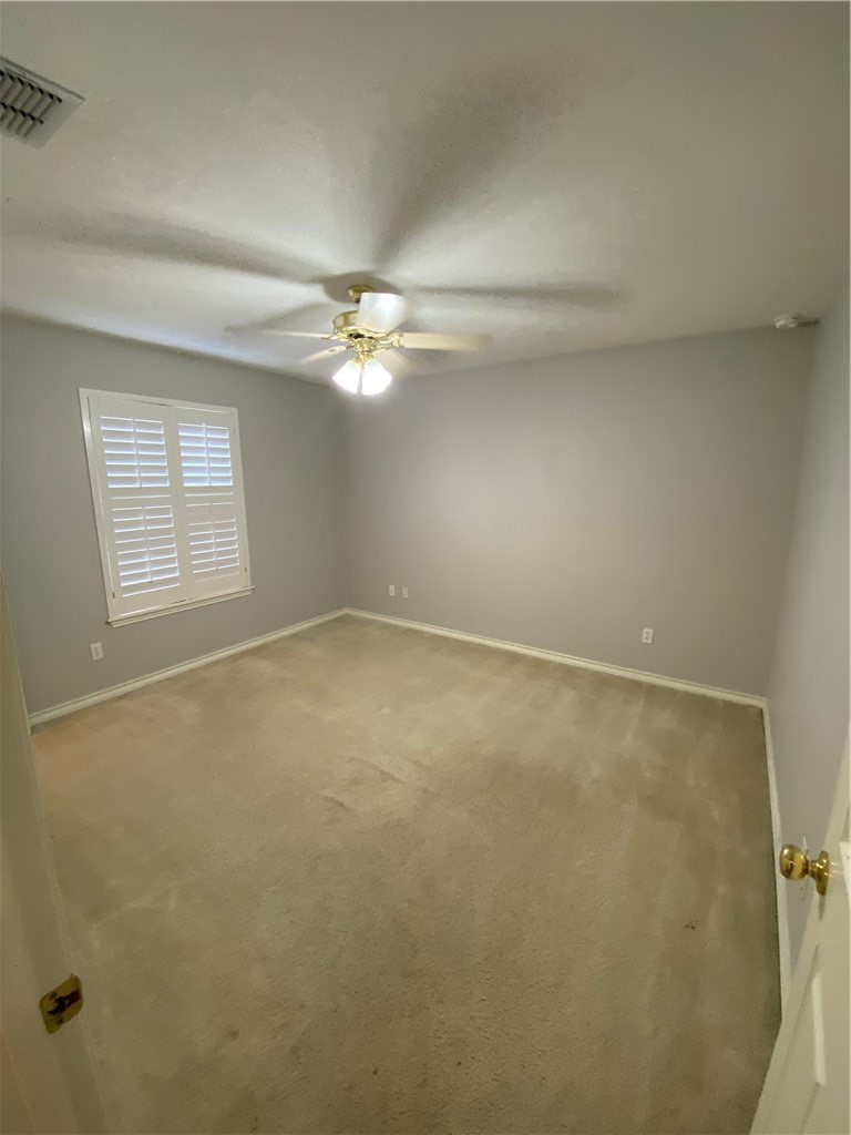 7122 Lindenwood Dr Property Photo 12